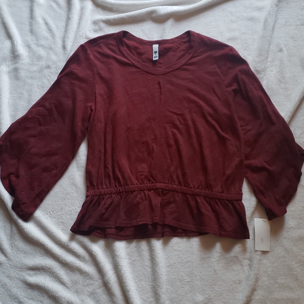 NWOT. W by Wilt top